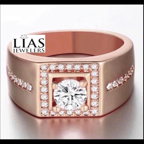 New 18k rose gold men wedding ring